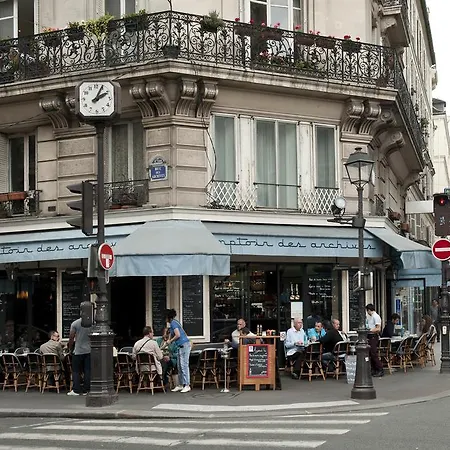 Temple Apartments Paris-2
